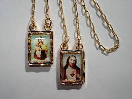 Escapulario Banhado a Ouro. R$ 20,00